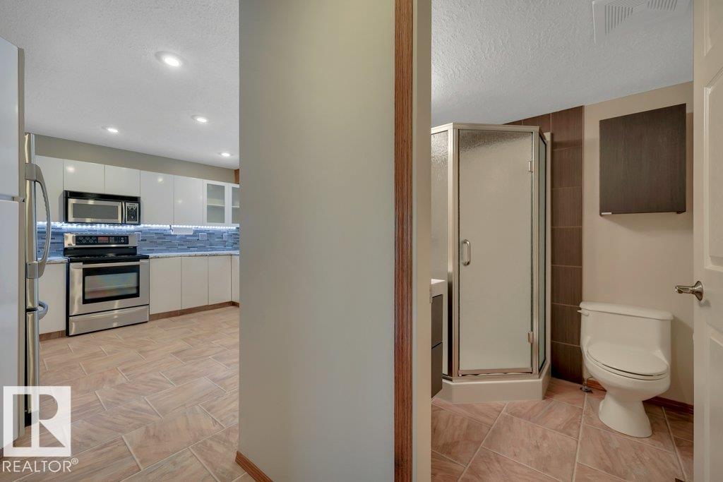 17927 92a St Nw Property Photo 10