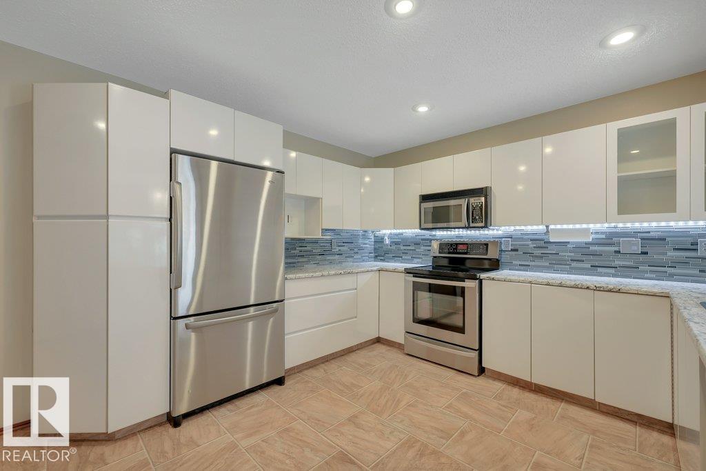 17927 92a St Nw Property Photo 13