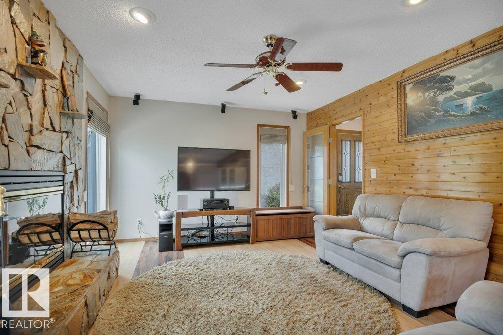 17927 92a St Nw Property Photo 18