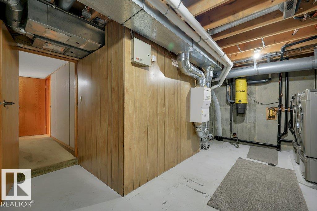 17927 92a St Nw Property Photo 43