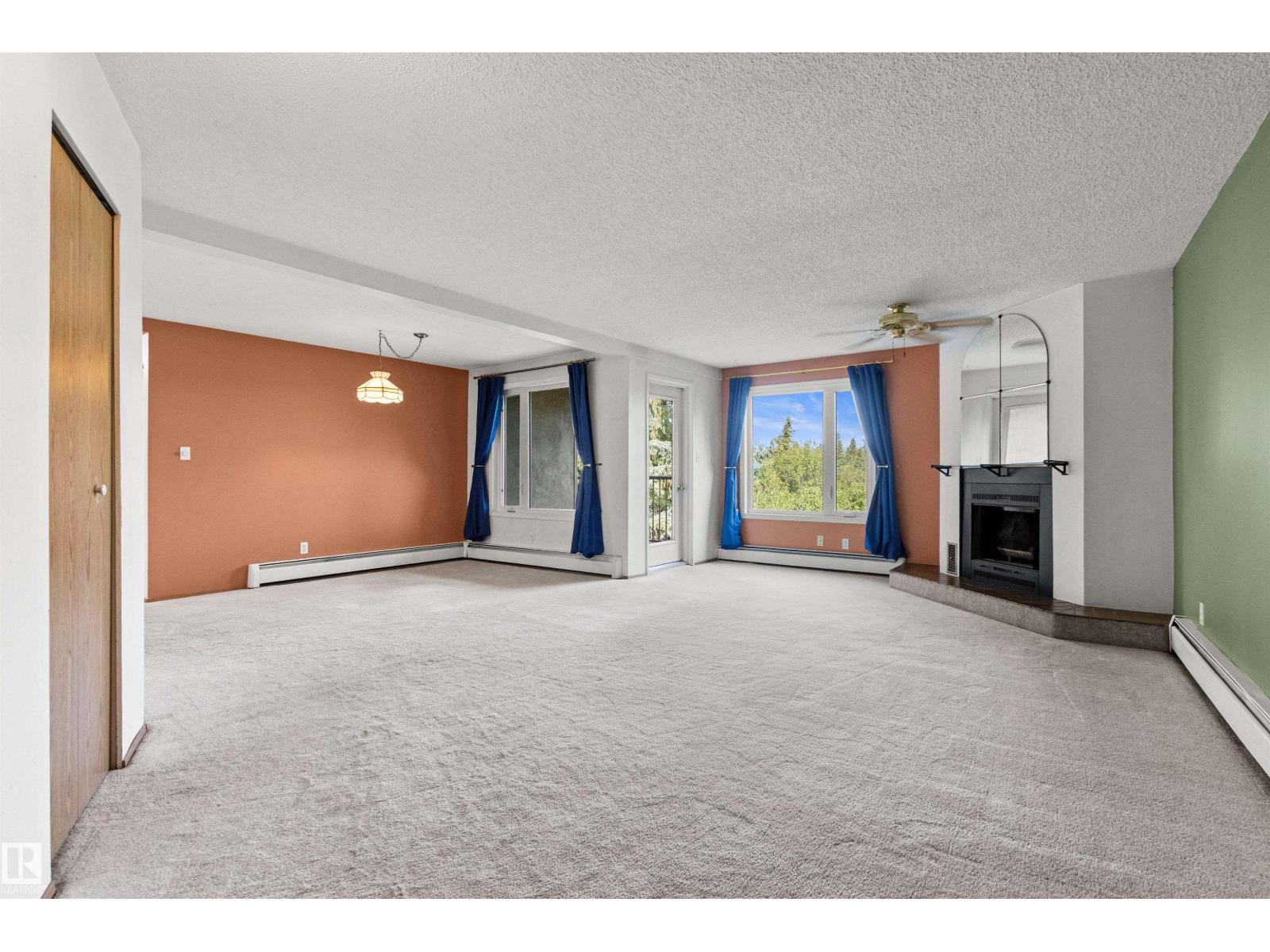 #301 9505 77 Av Nw Property Photo 7