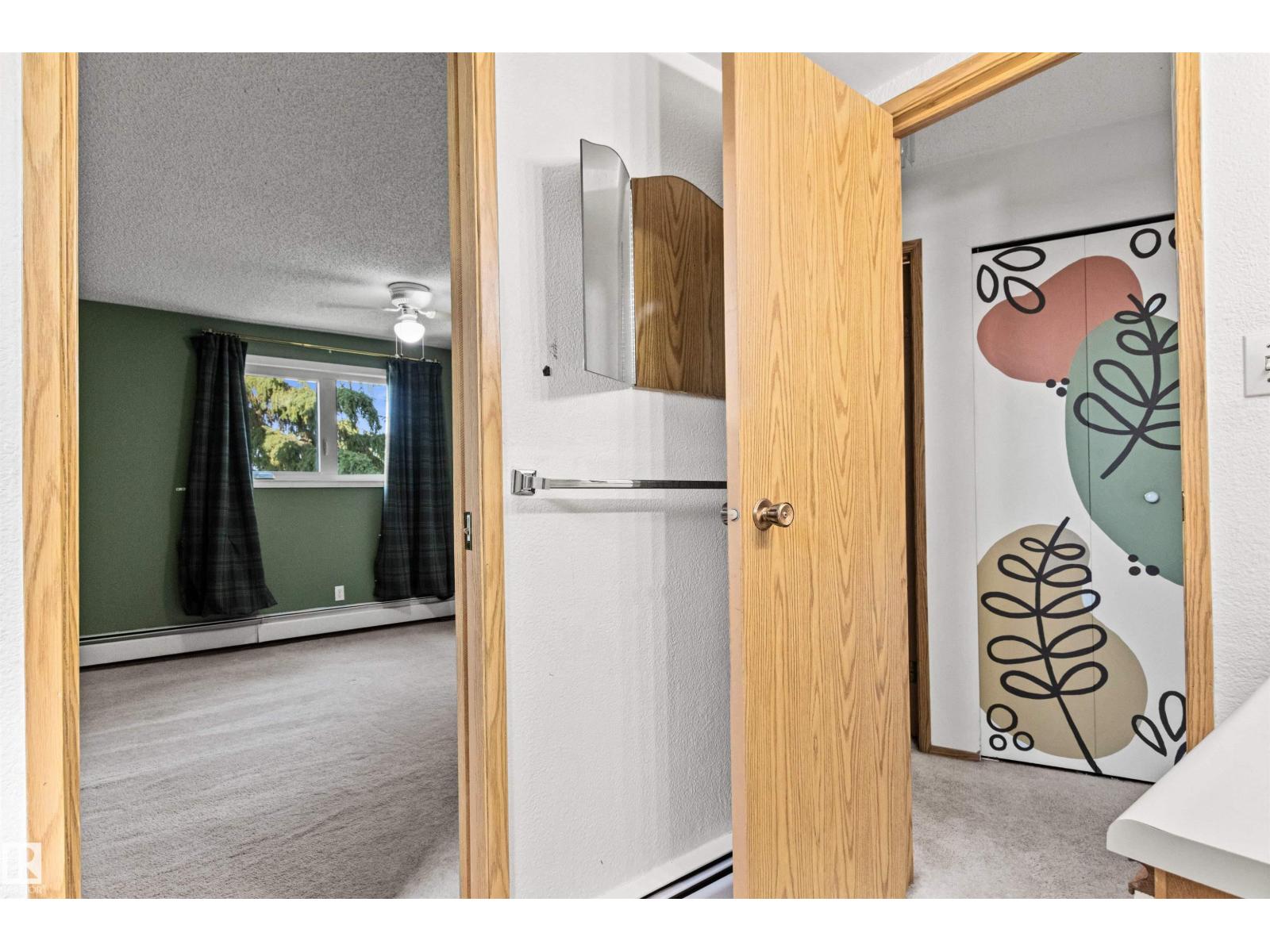 #301 9505 77 Av Nw Property Photo 27