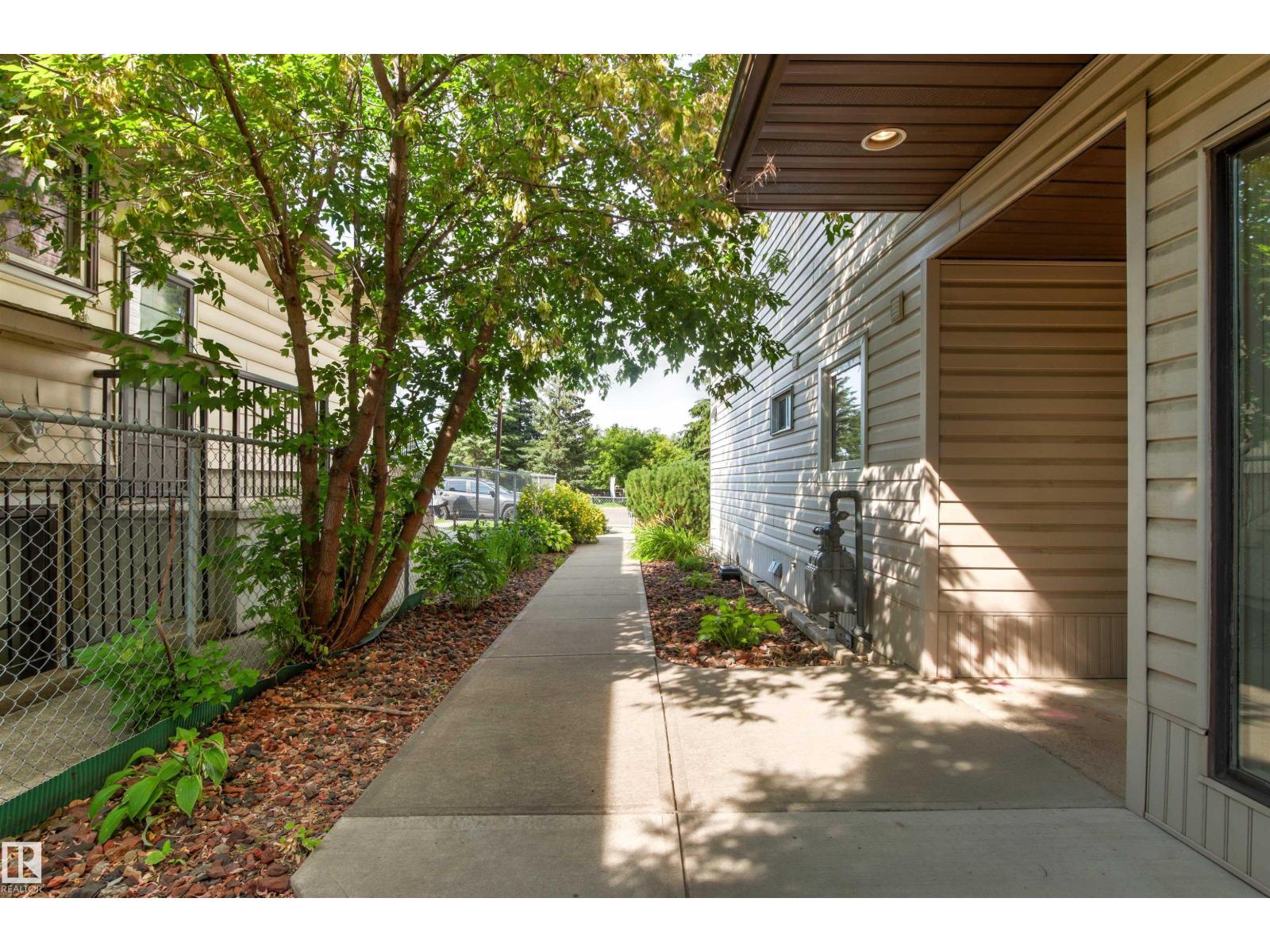 #301 9505 77 Av Nw Property Photo 59