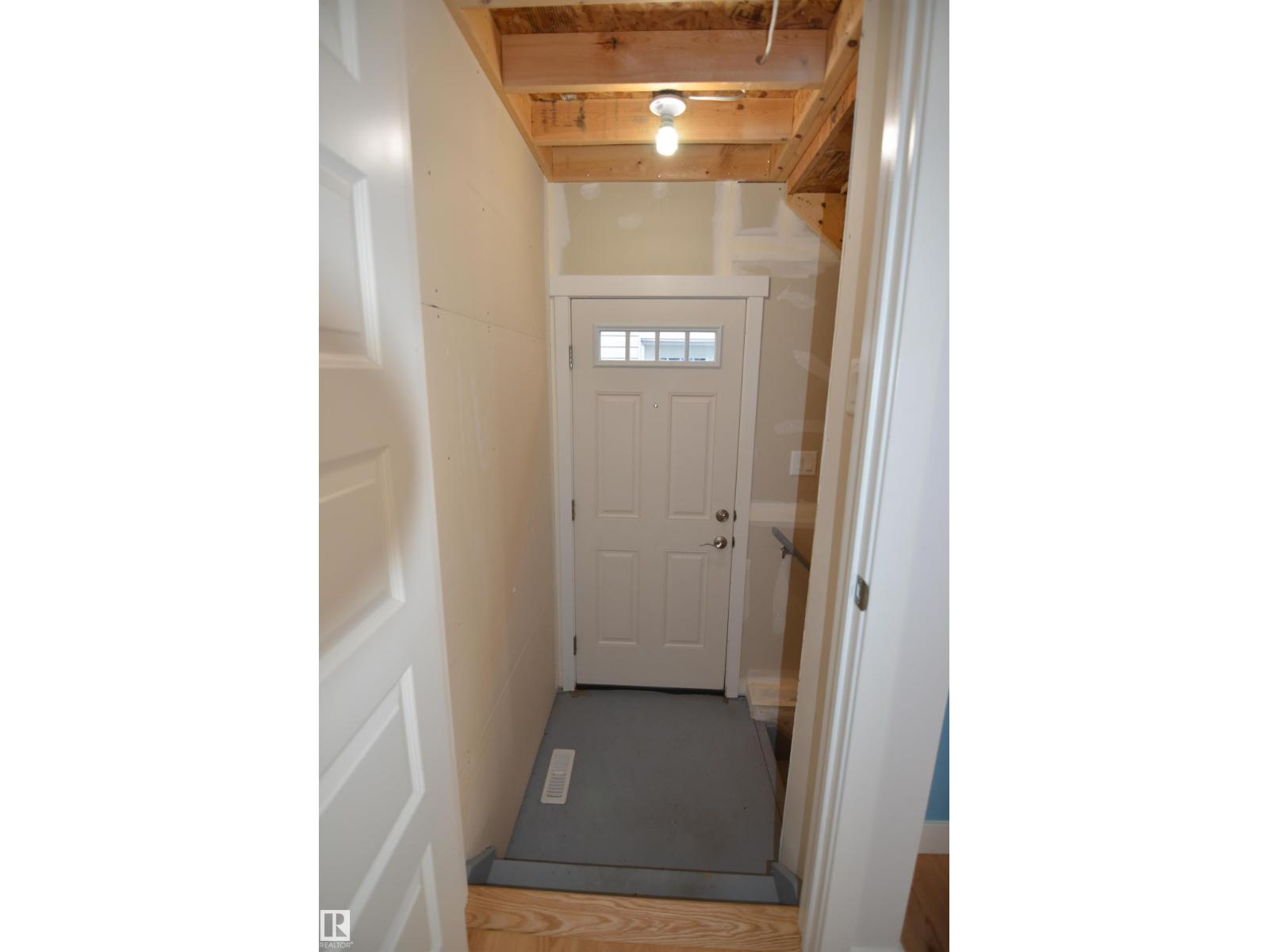 20745 99a Av Nw Property Photo 24
