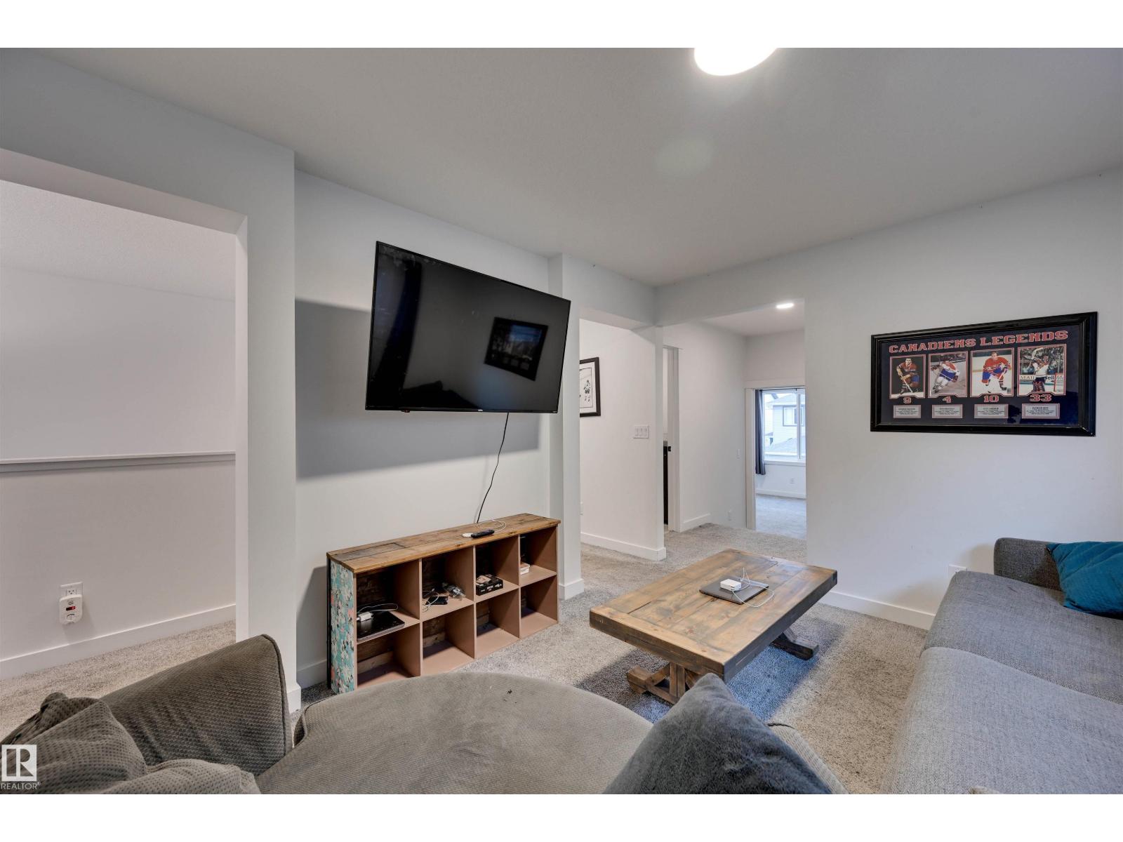 662 Astoria Wy Property Photo 21