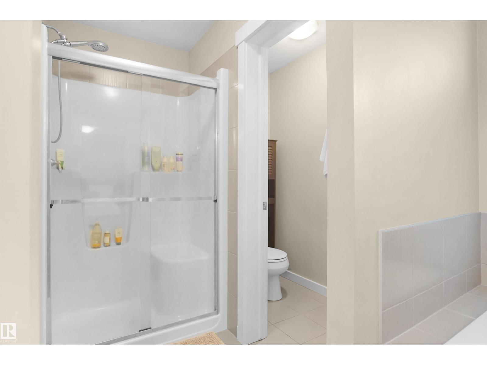 7812 18 Av Sw Property Photo 38