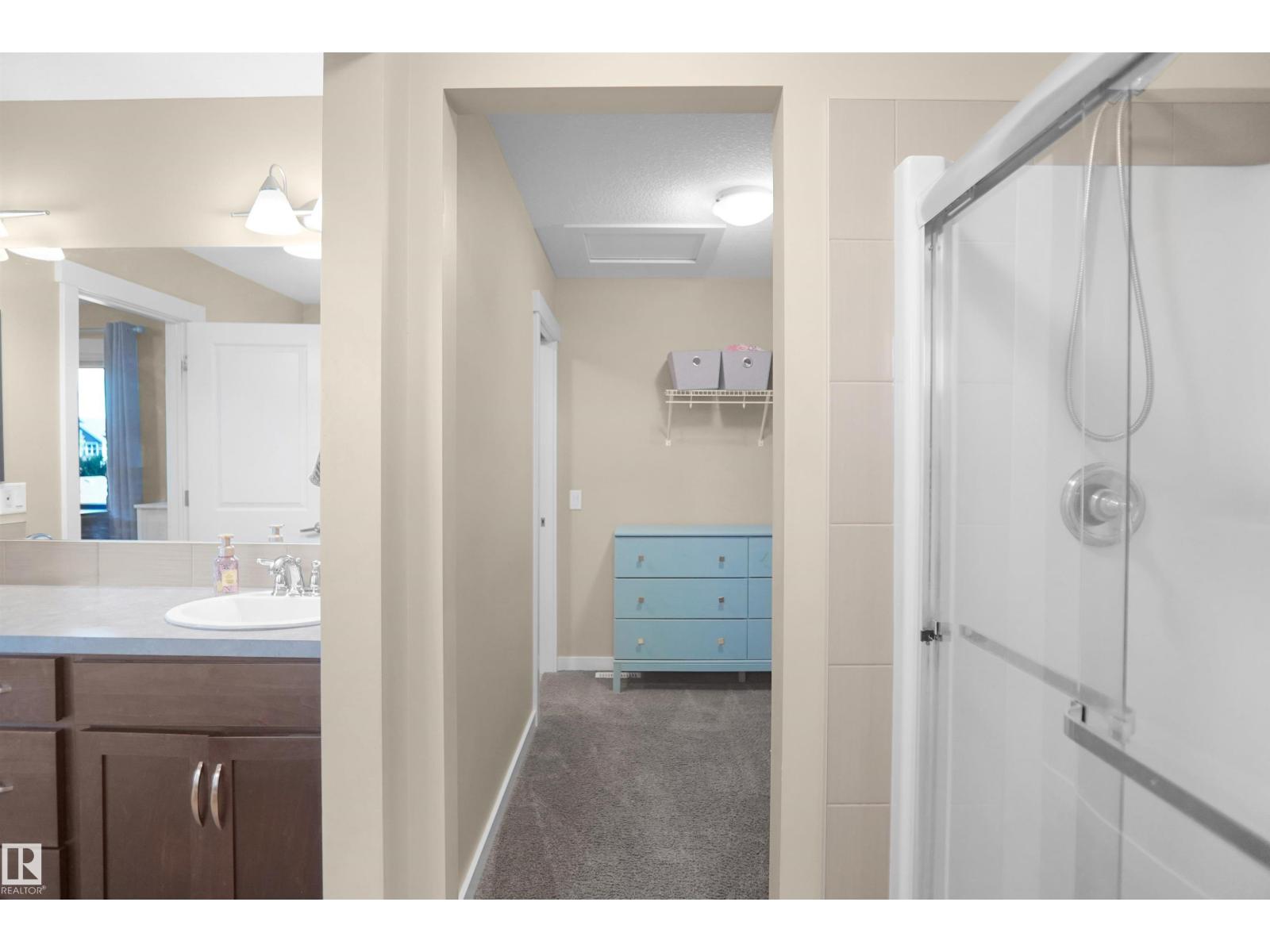 7812 18 Av Sw Property Photo 41