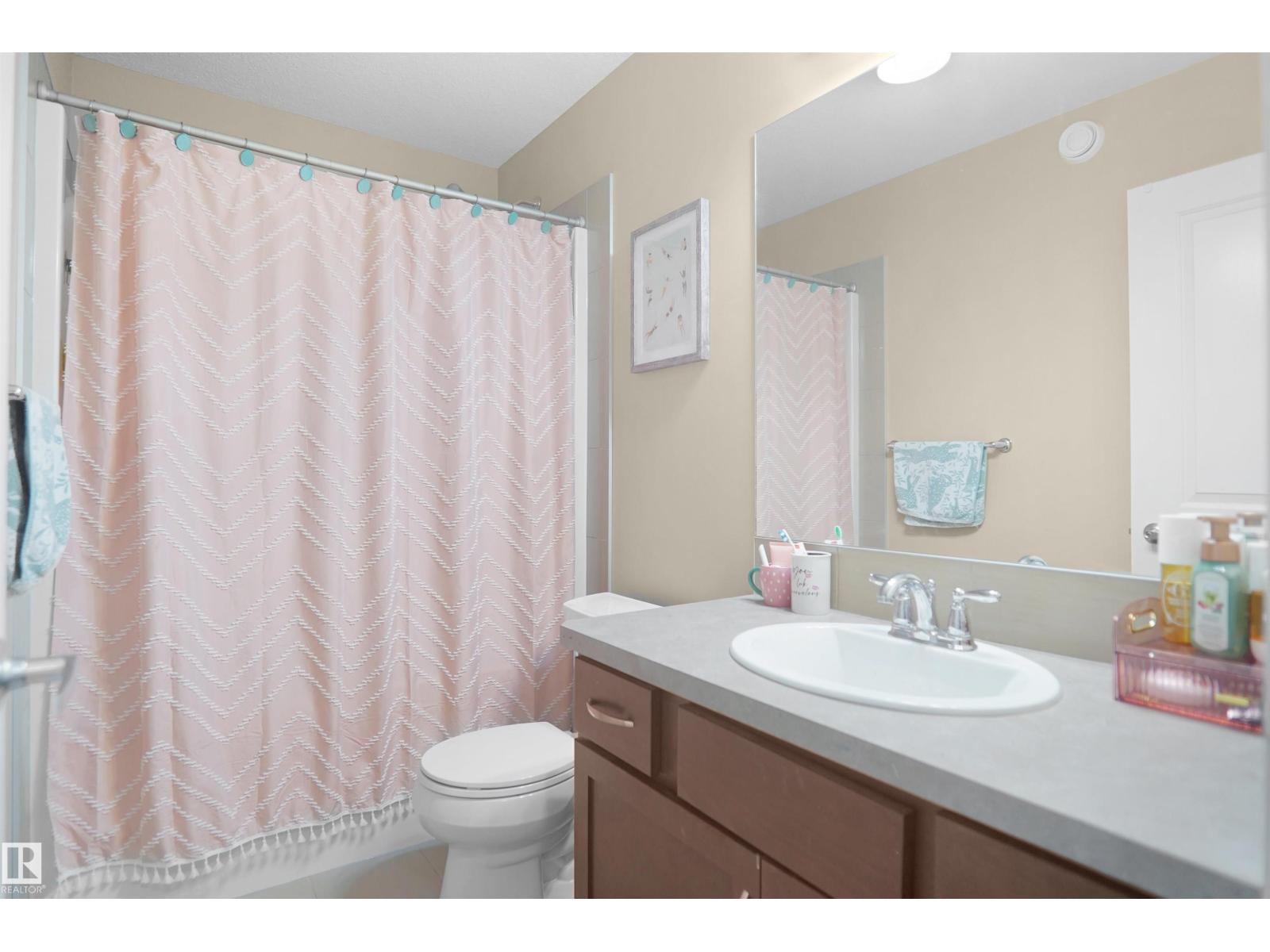 7812 18 Av Sw Property Photo 46