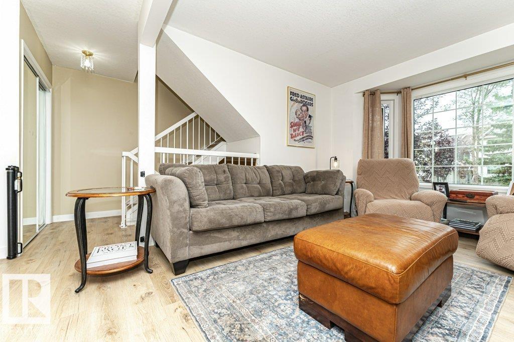 9787 176 St Nw Property Photo 4