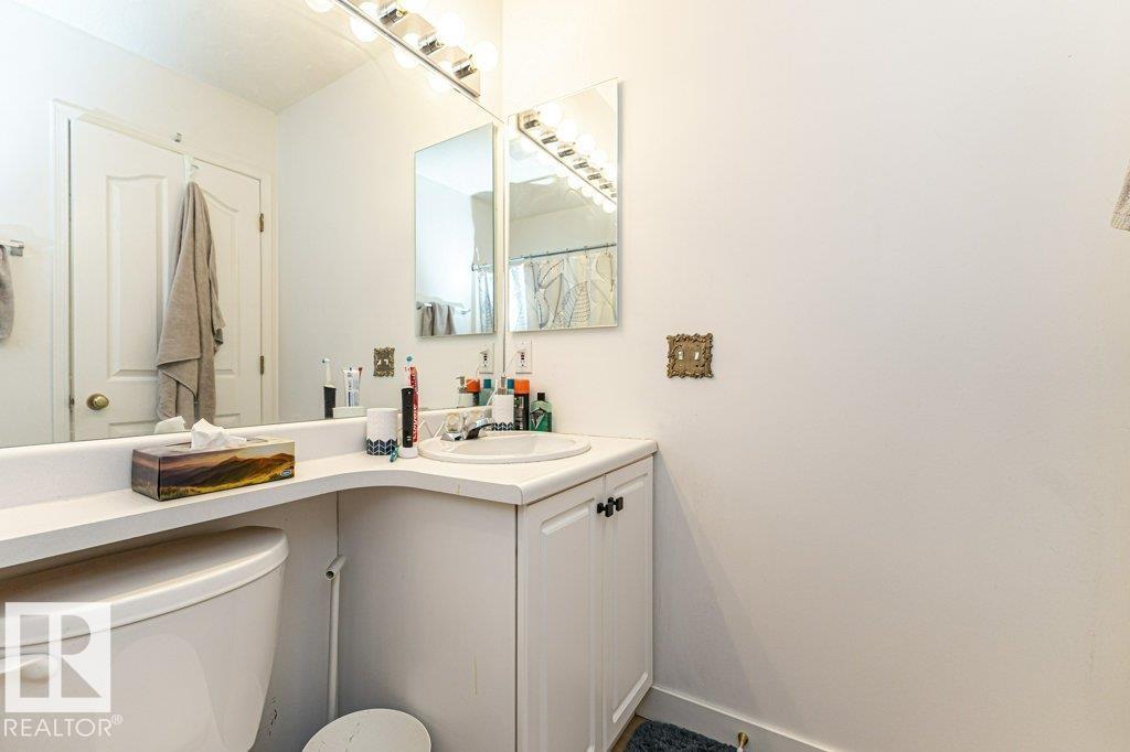 9787 176 St Nw Property Photo 22