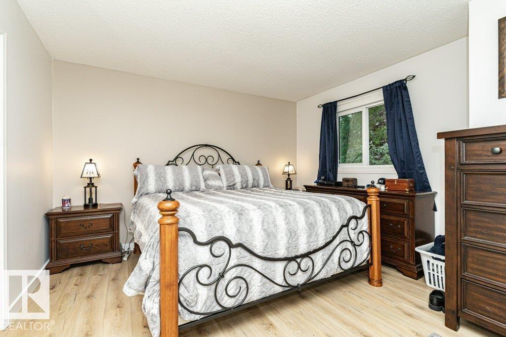 9787 176 St Nw Property Photo 23
