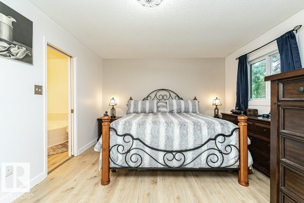 9787 176 St Nw Property Photo 24