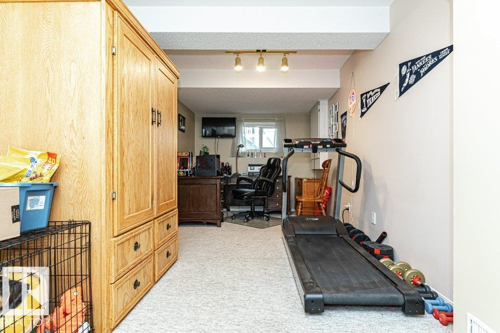 9787 176 St Nw Property Photo 30