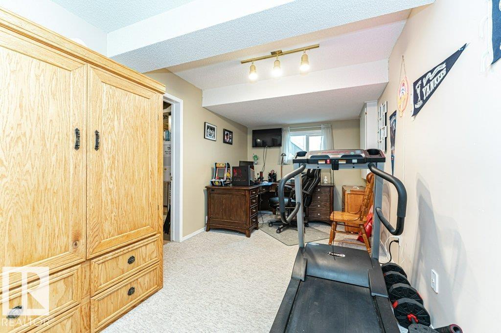 9787 176 St Nw Property Photo 31