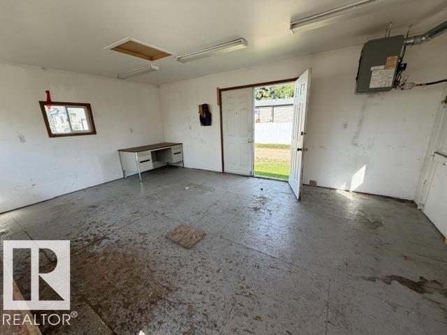 4801 50 St Property Photo 21