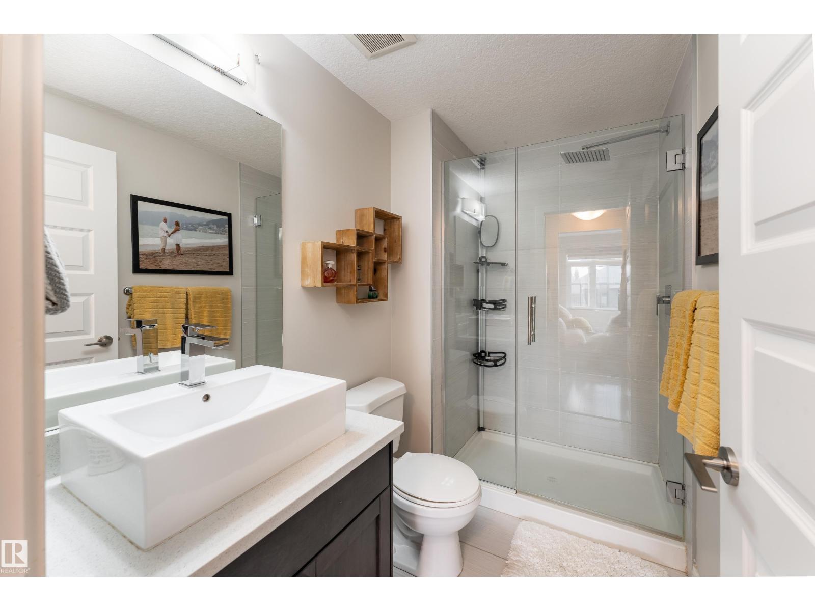 #203 5151 Windermere Bv Sw Property Photo 16