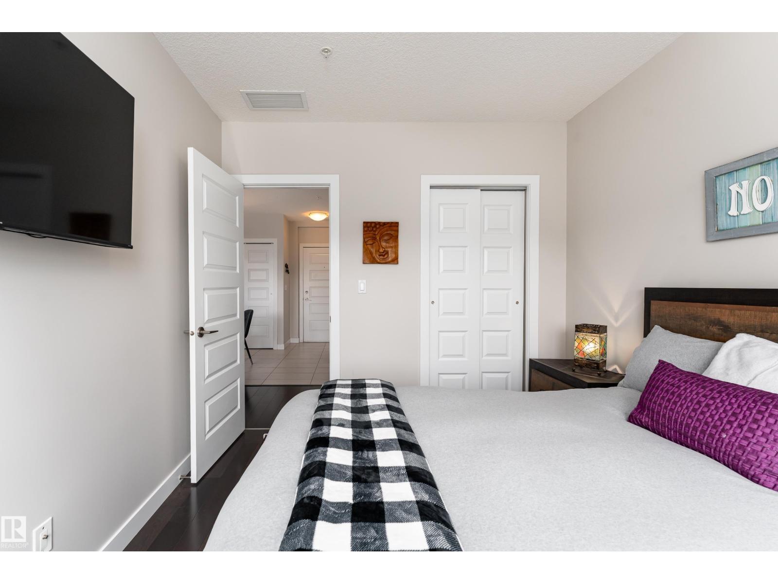 #203 5151 Windermere Bv Sw Property Photo 18