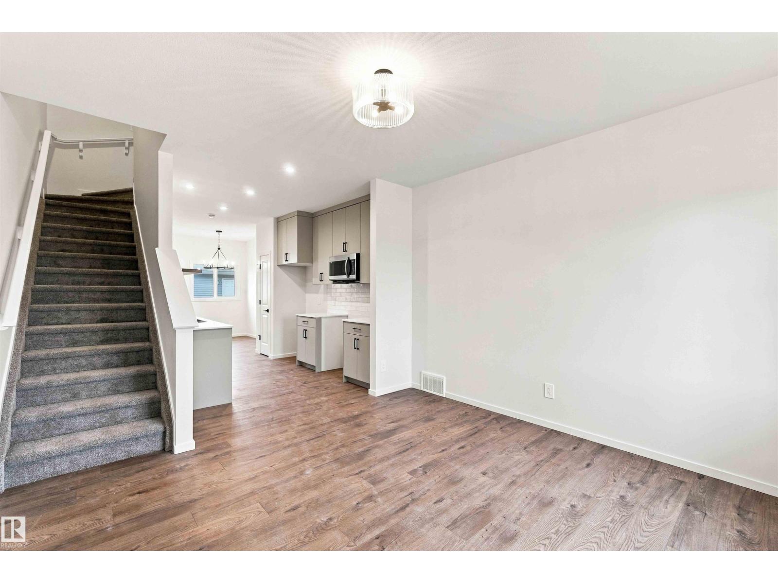 7097 Rosenthal Dr Nw Nw Property Photo 5