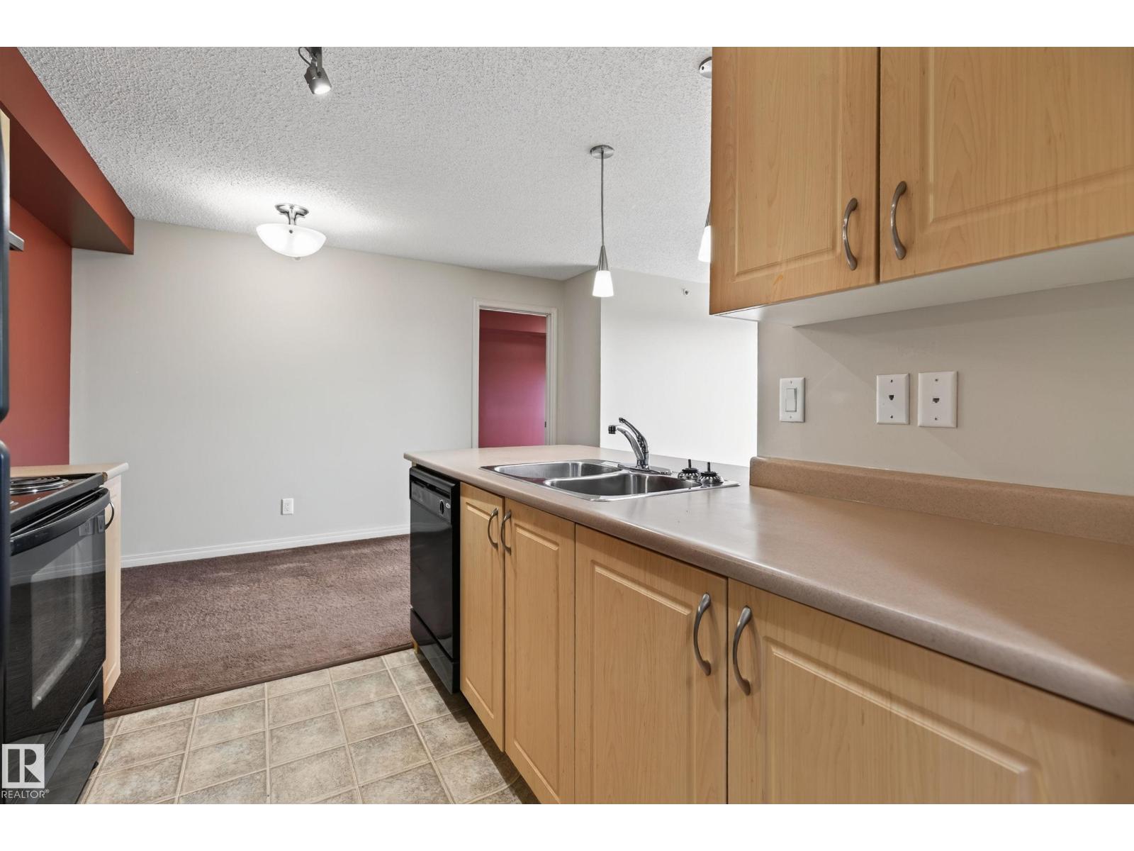 E4507703 Property Photo 7