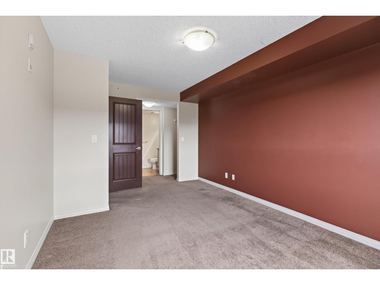 E4507703 Property Photo 15