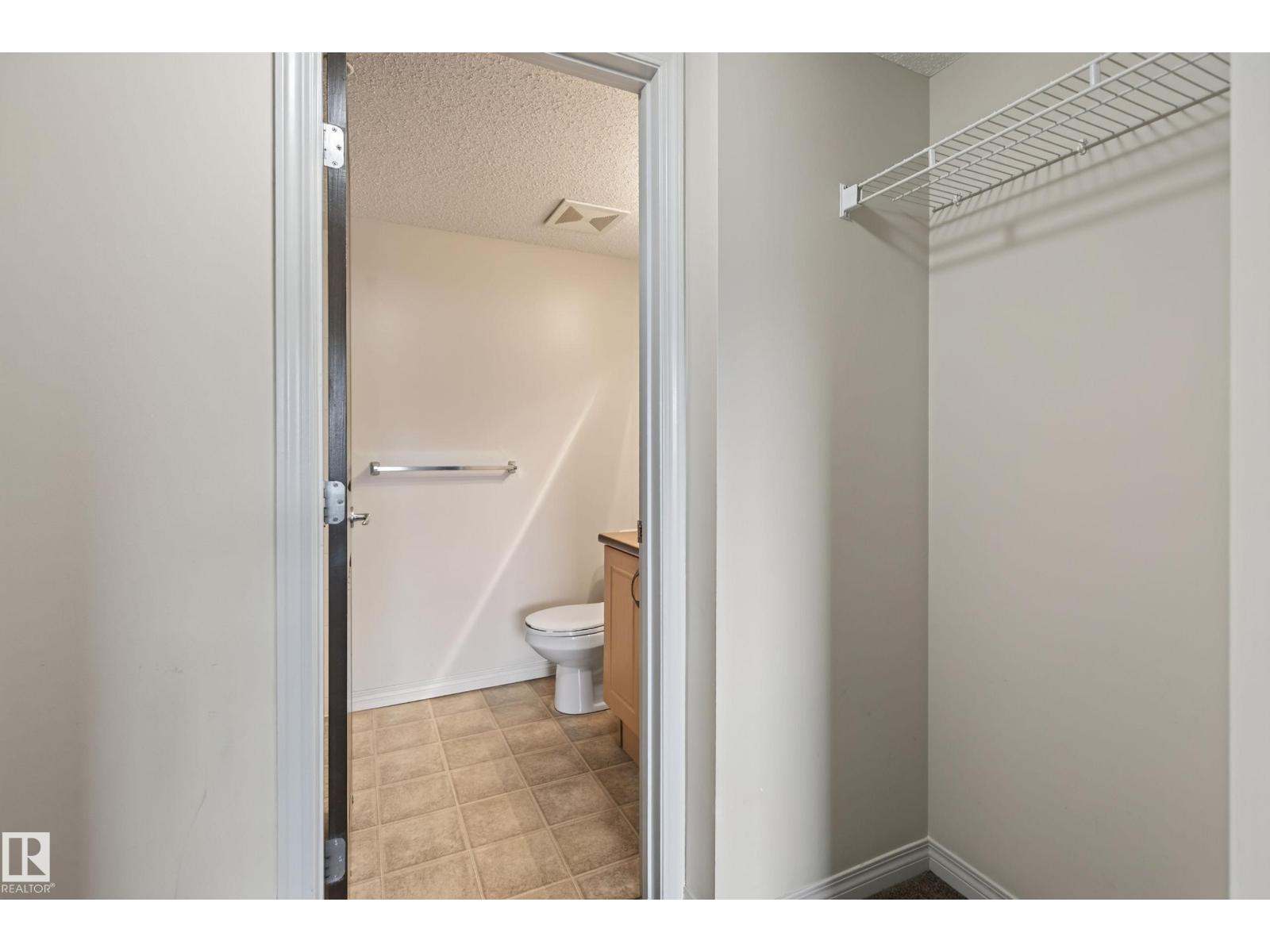 E4507703 Property Photo 16