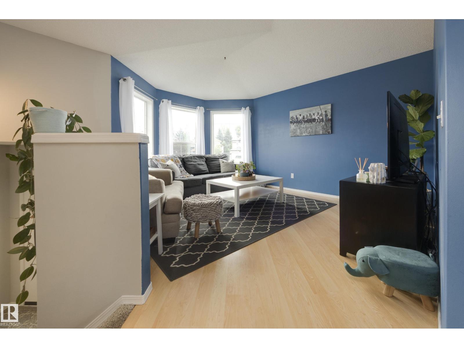 72 Foxboro Tc Property Photo 5