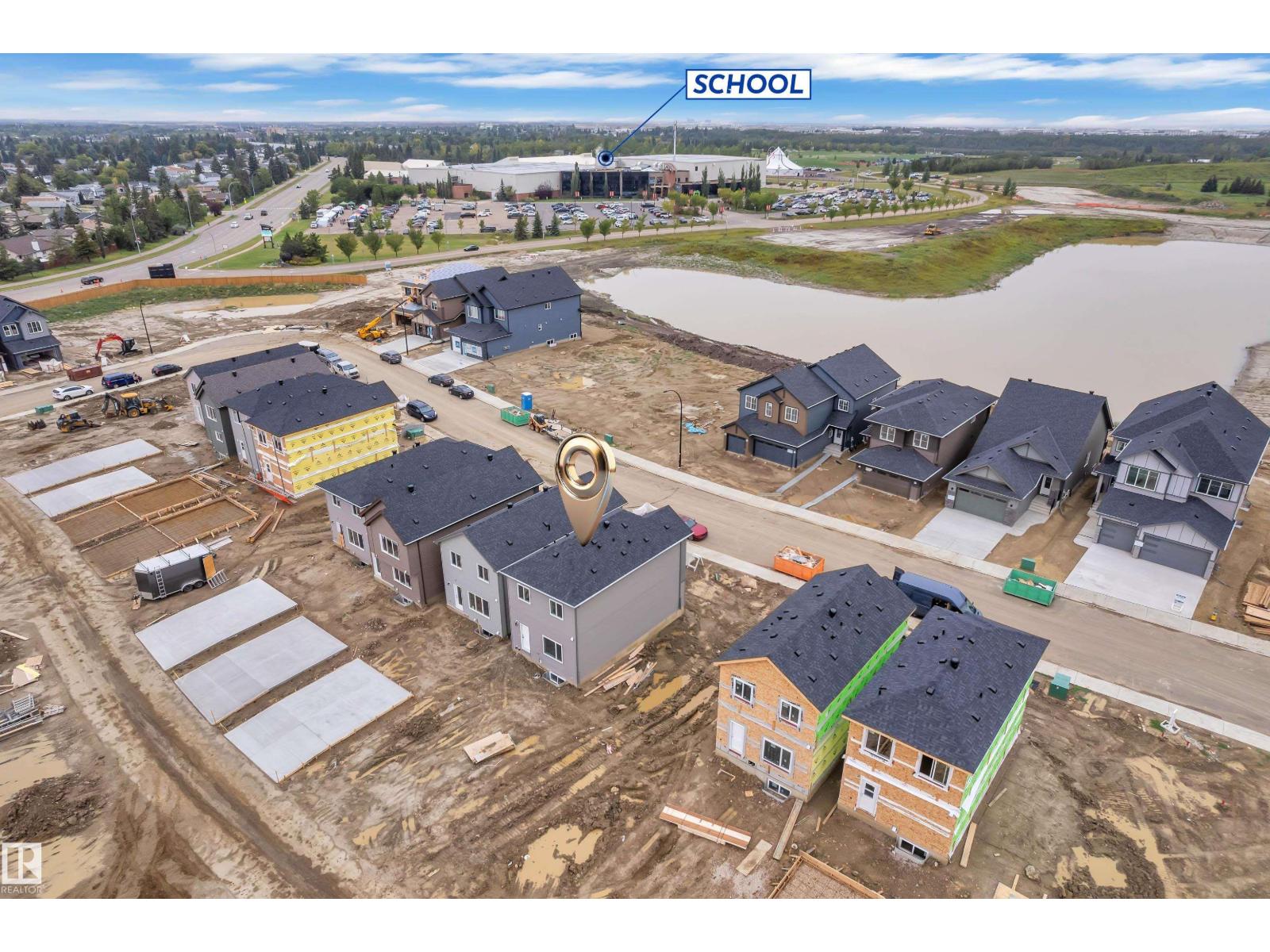 265 Falcon Cr Property Photo 30