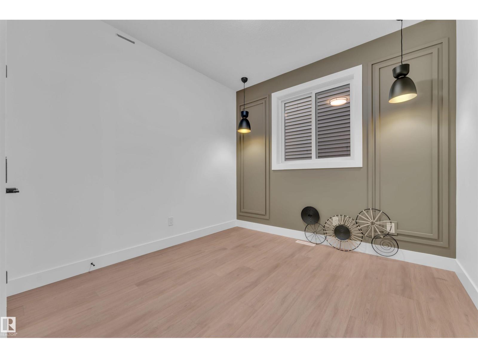 18636 130 St Nw Property Photo 2