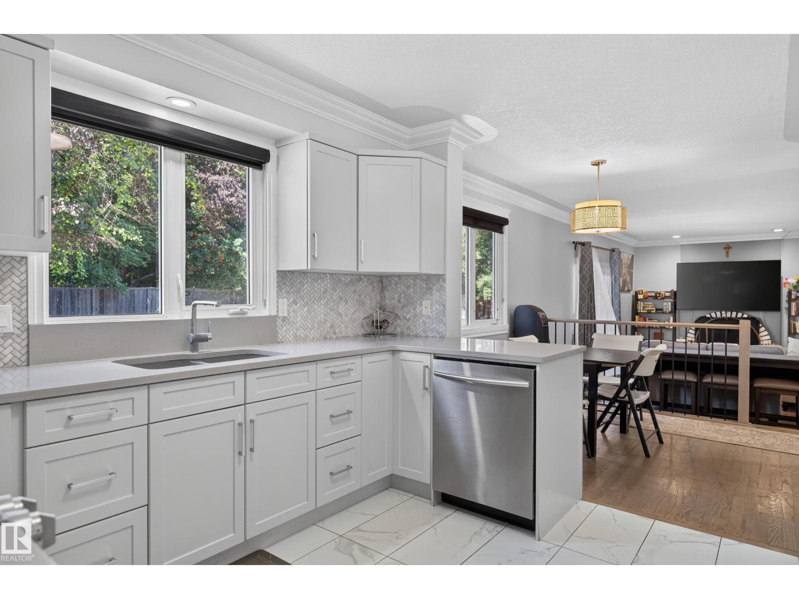 8632 184 St Nw Property Photo 17