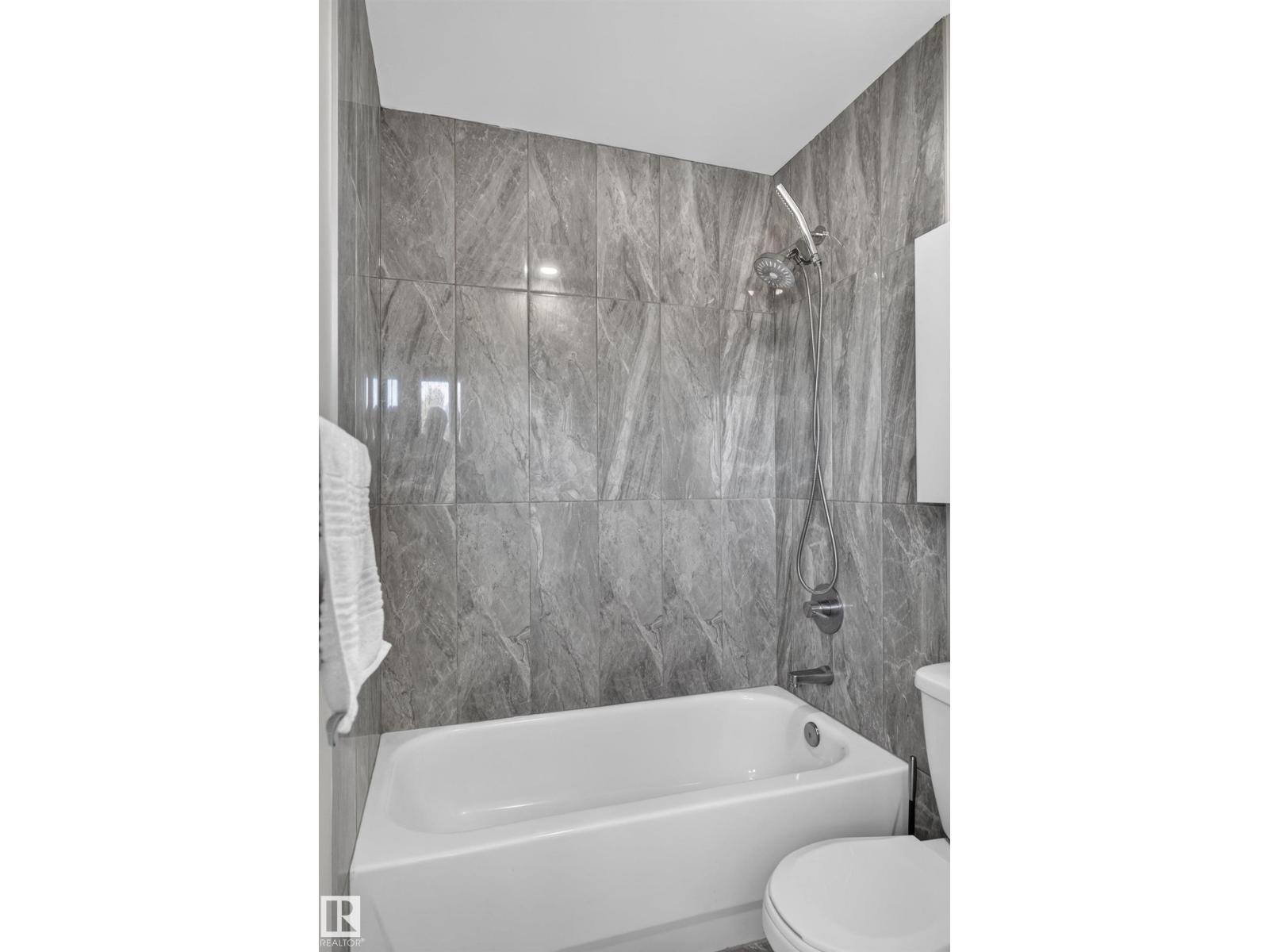 8632 184 St Nw Property Photo 34