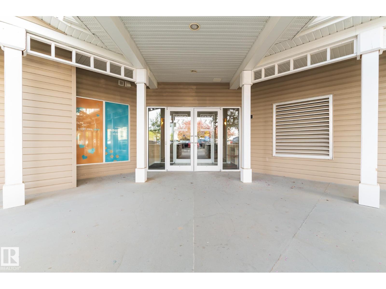 #418 4310 33 ST Property Photo 1