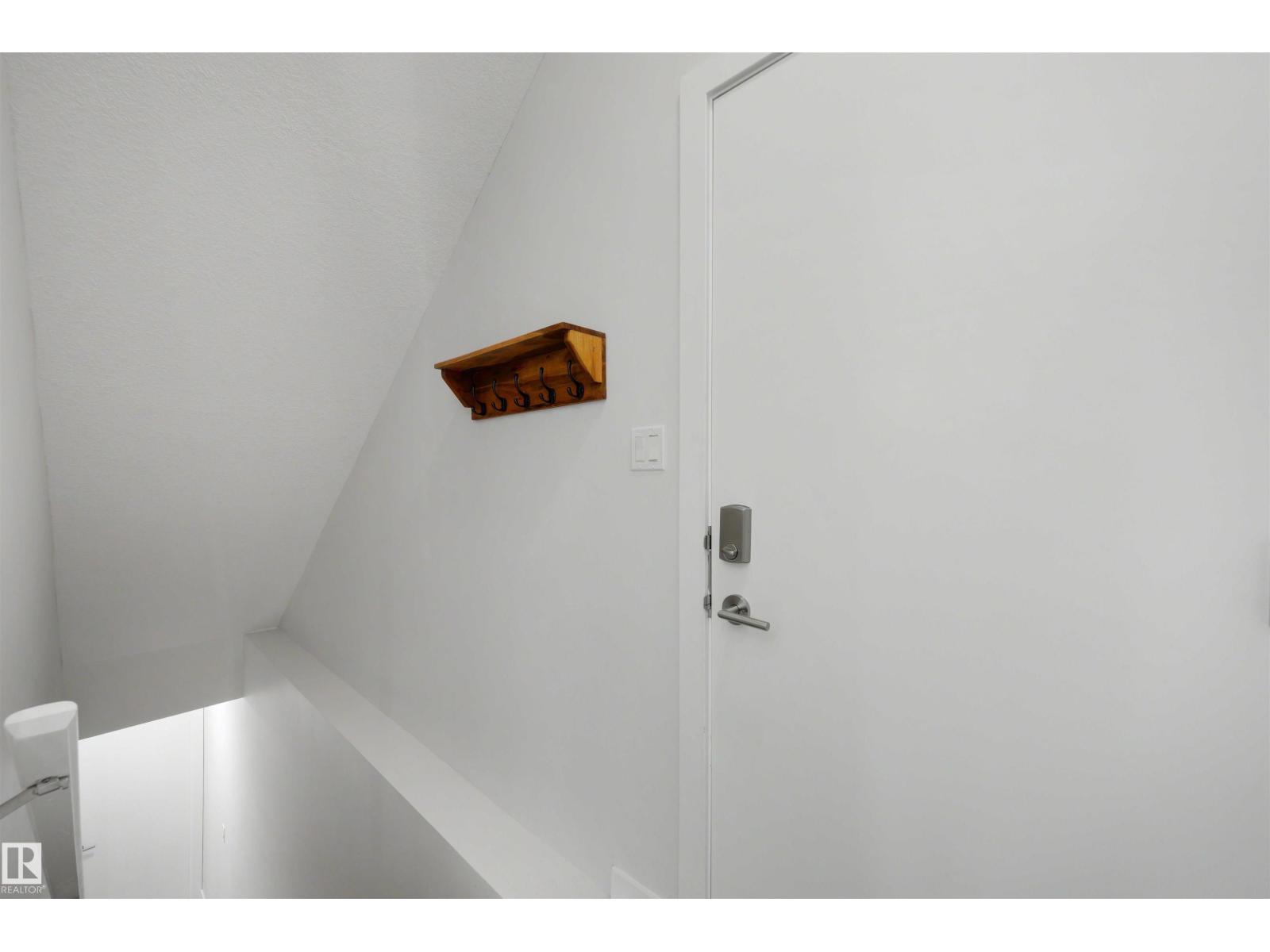10948 118 St Nw Property Photo 25
