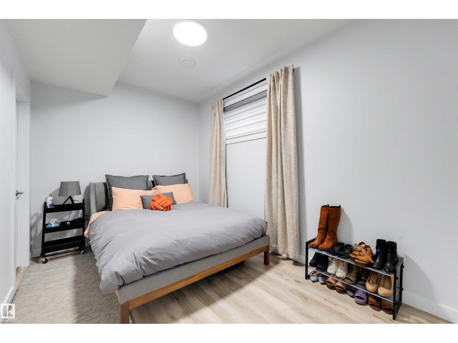 10948 118 St Nw Property Photo 32