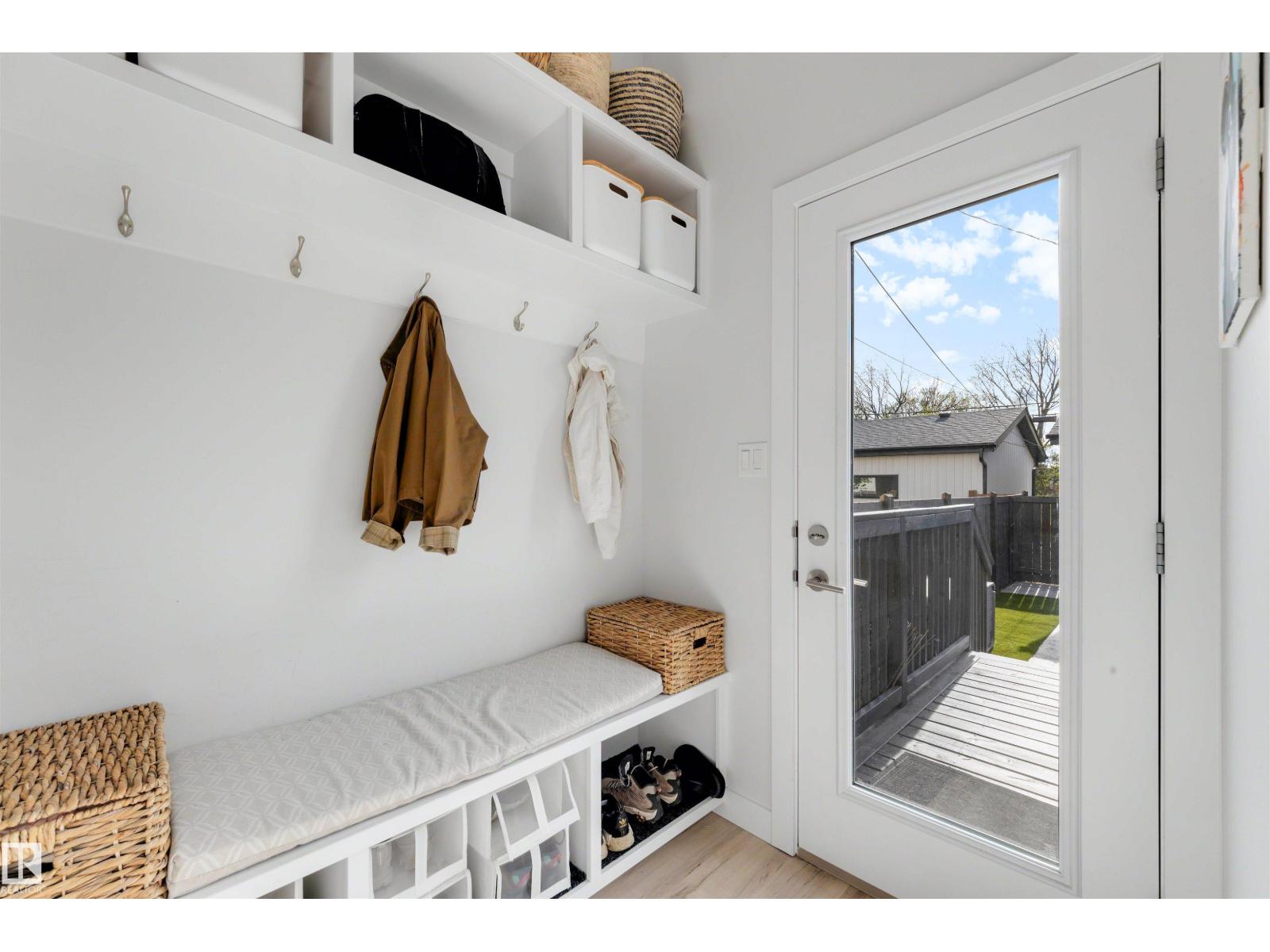 10948 118 St Nw Property Photo 35