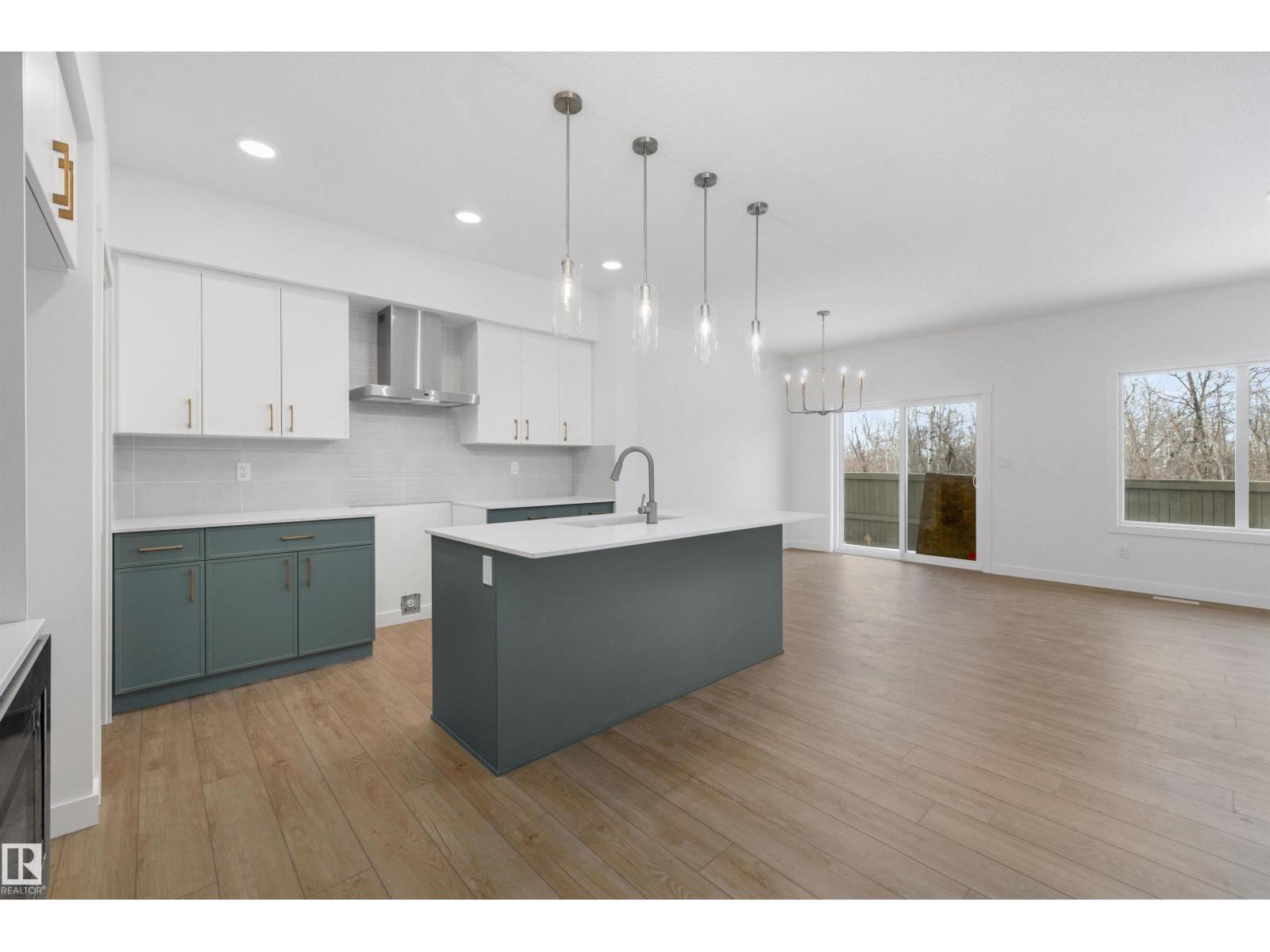 8732 183 Av Nw Property Photo 8
