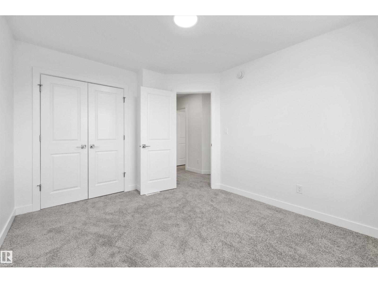 8732 183 Av Nw Property Photo 32