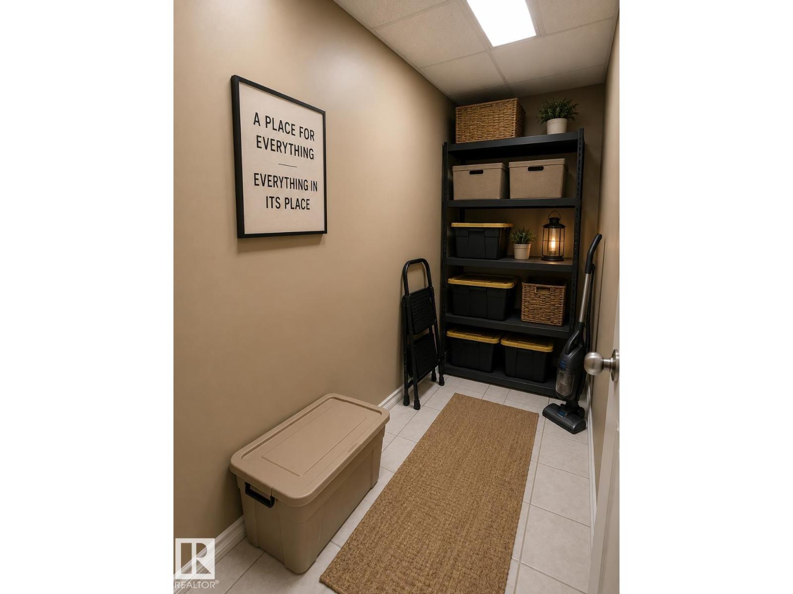 1750 Tomlinson Cm Nw Property Photo 24