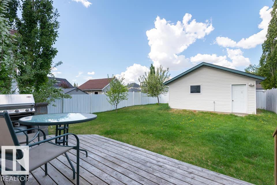 1750 Tomlinson Cm Nw Property Photo 25