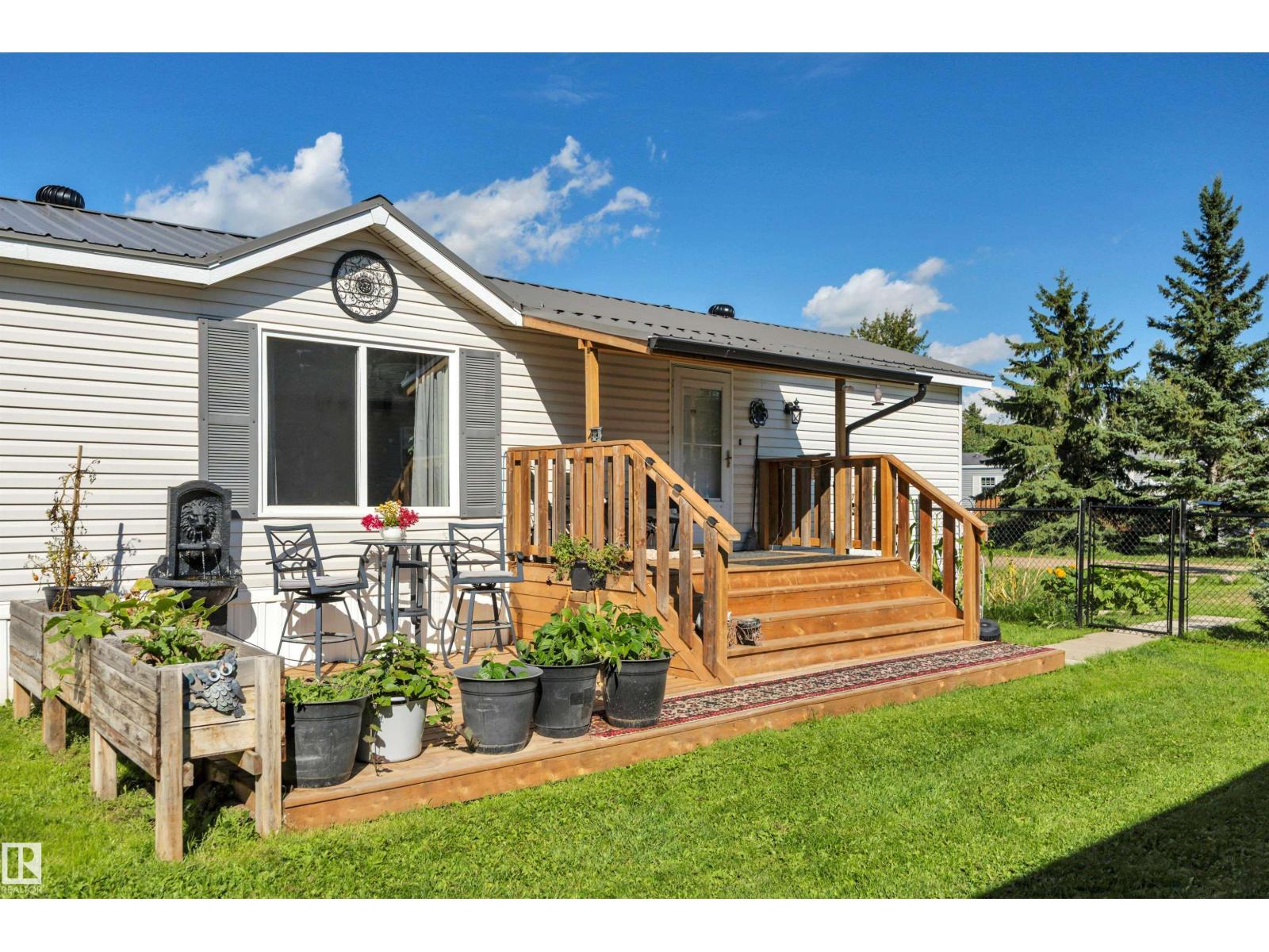 7 Village Green Mobile Park Property Photo 2