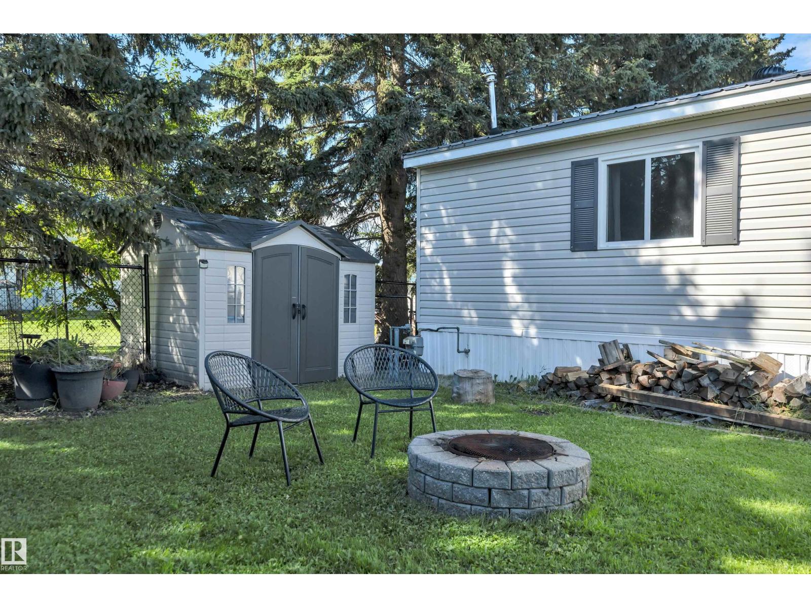 7 Village Green Mobile Park Property Photo 5