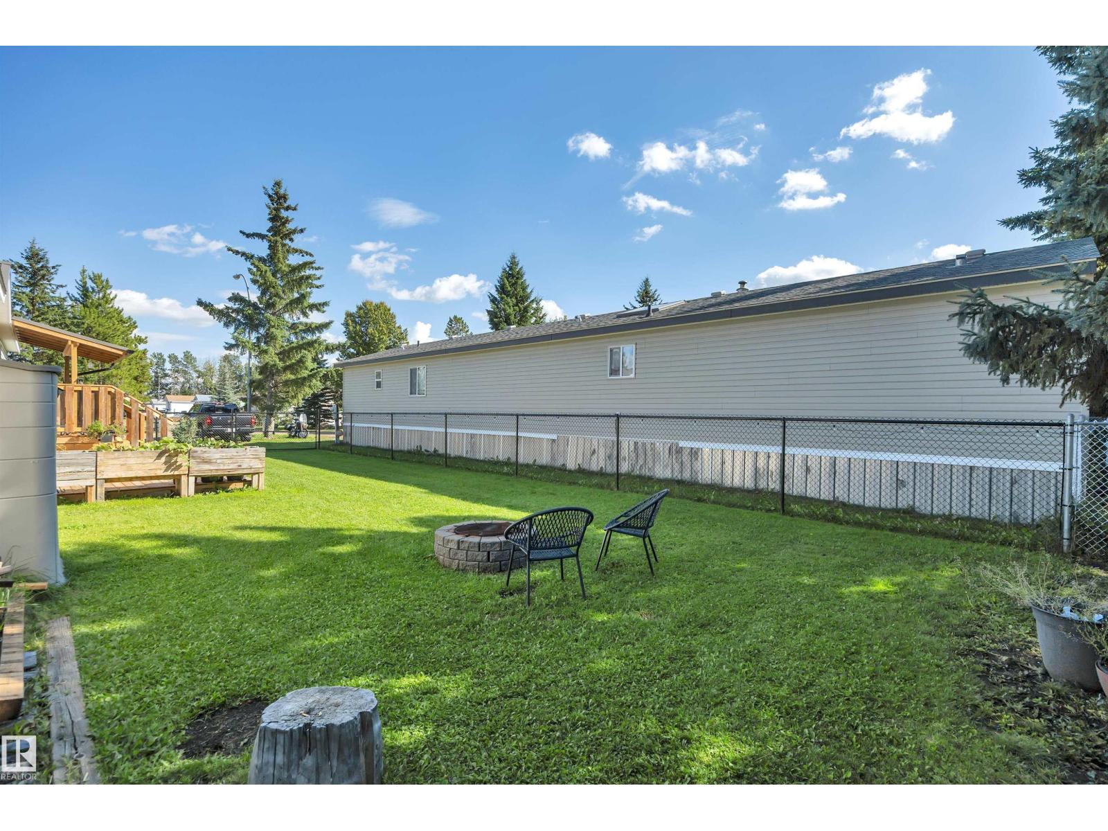 7 Village Green Mobile Park Property Photo 8