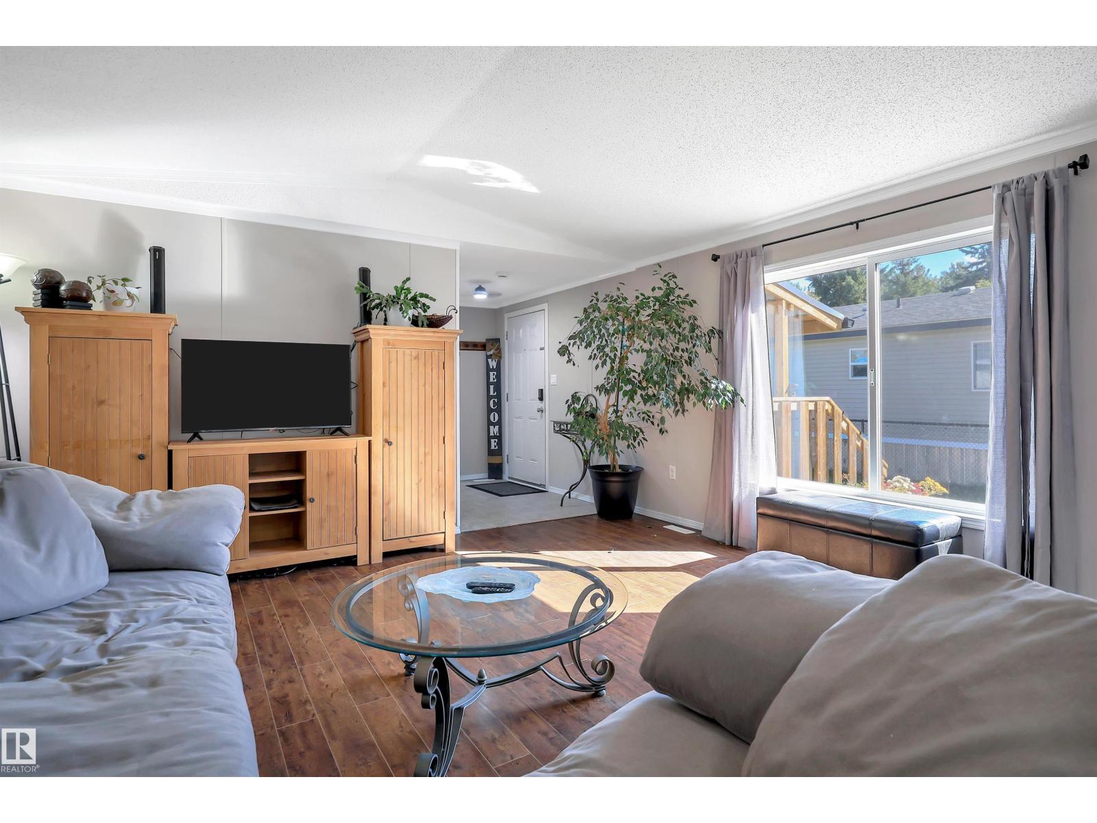 7 Village Green Mobile Park Property Photo 15