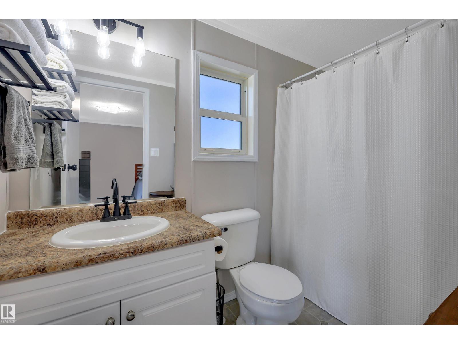 7 Village Green Mobile Park Property Photo 28