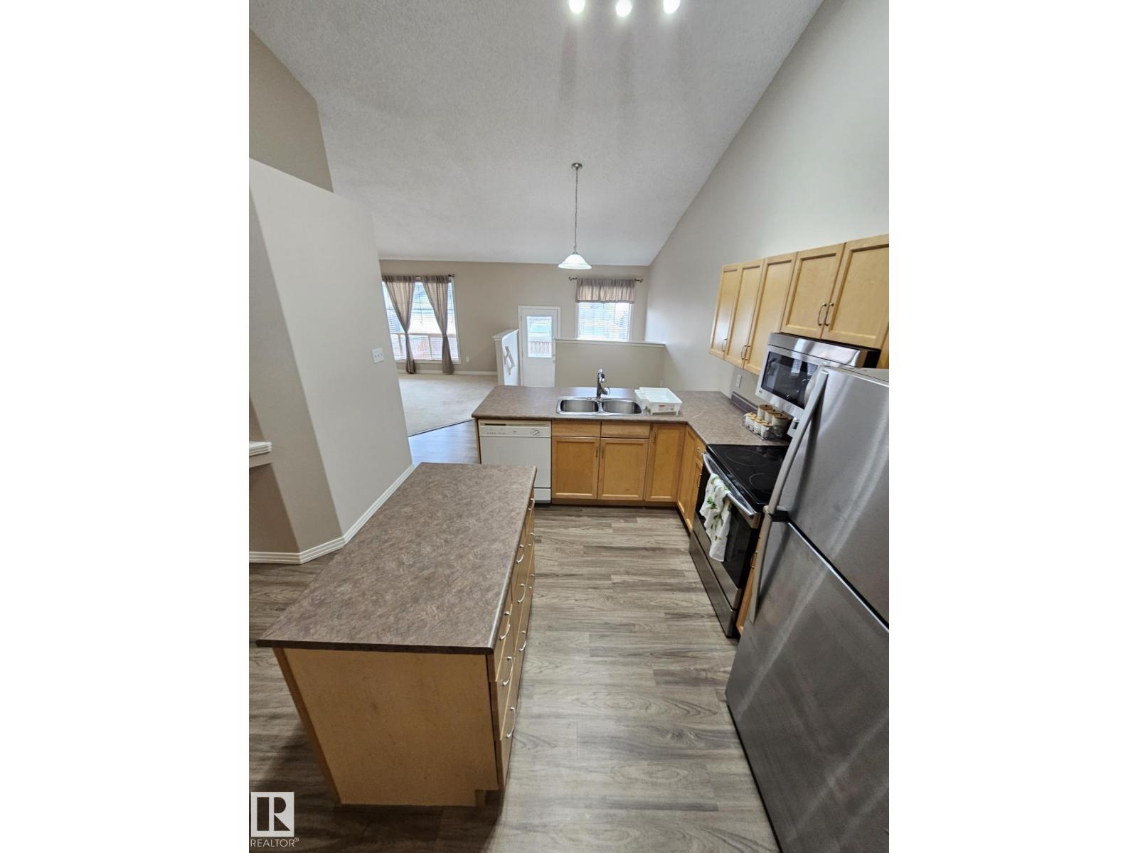 4315 151 Av Nw Property Photo 10