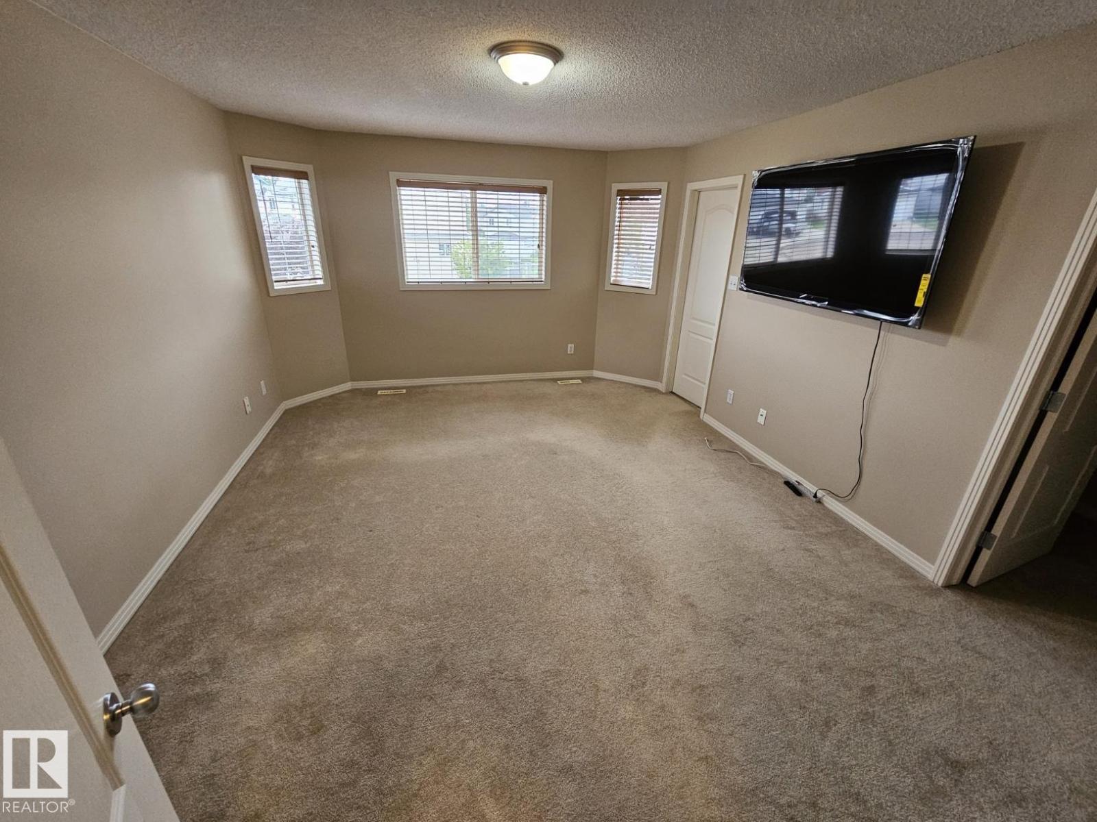 4315 151 Av Nw Property Photo 12