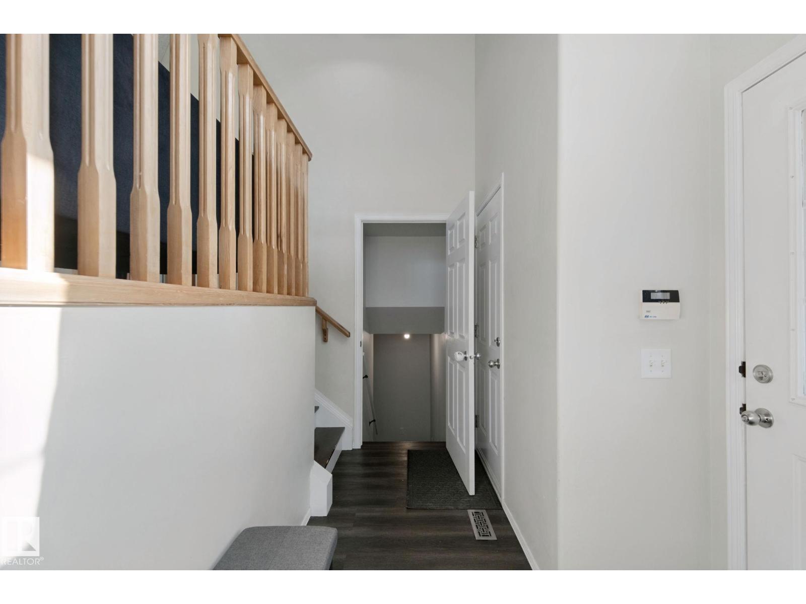 1204 Klarvatten Ct Nw Property Photo 7