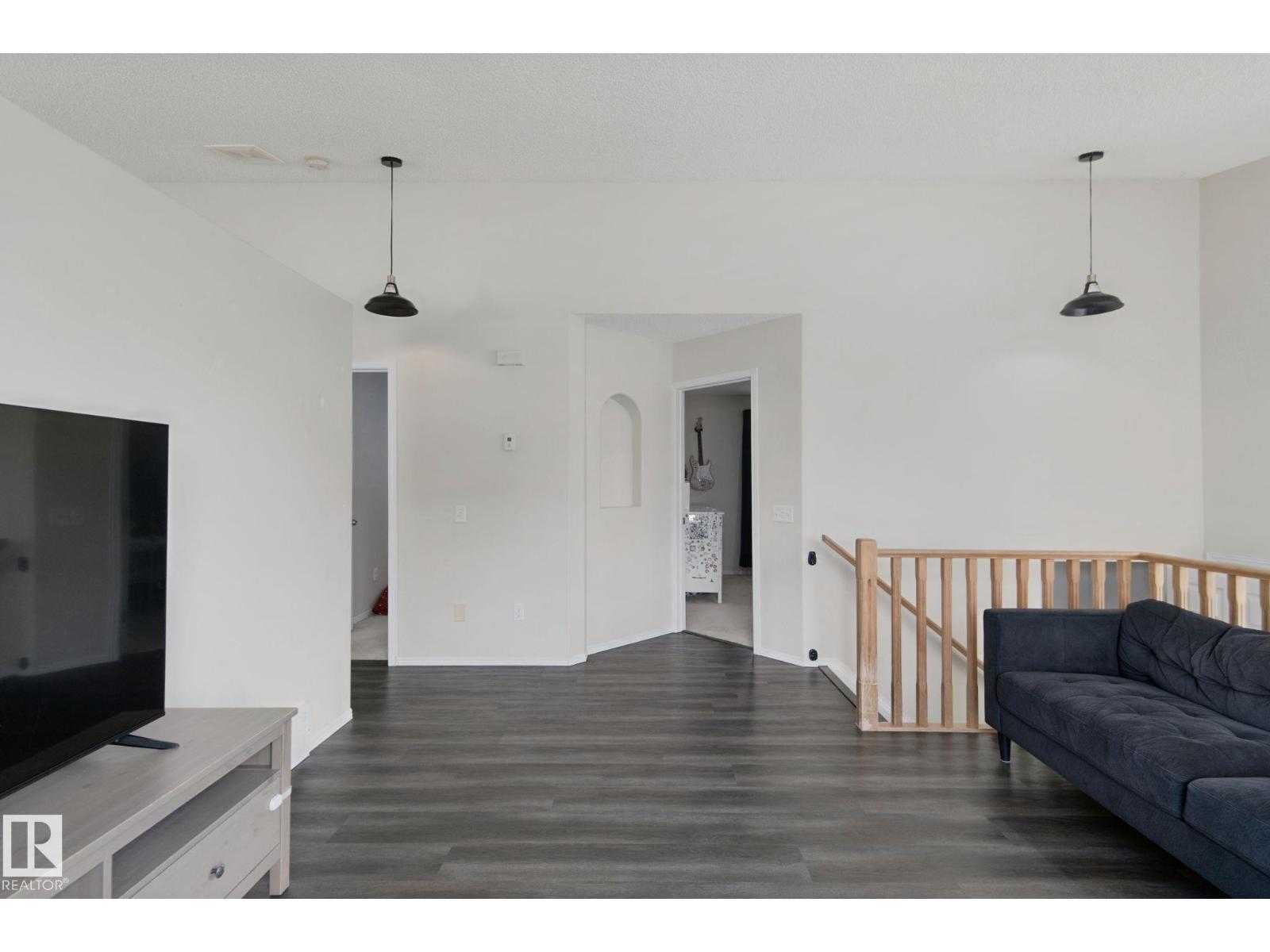 1204 Klarvatten Ct Nw Property Photo 10
