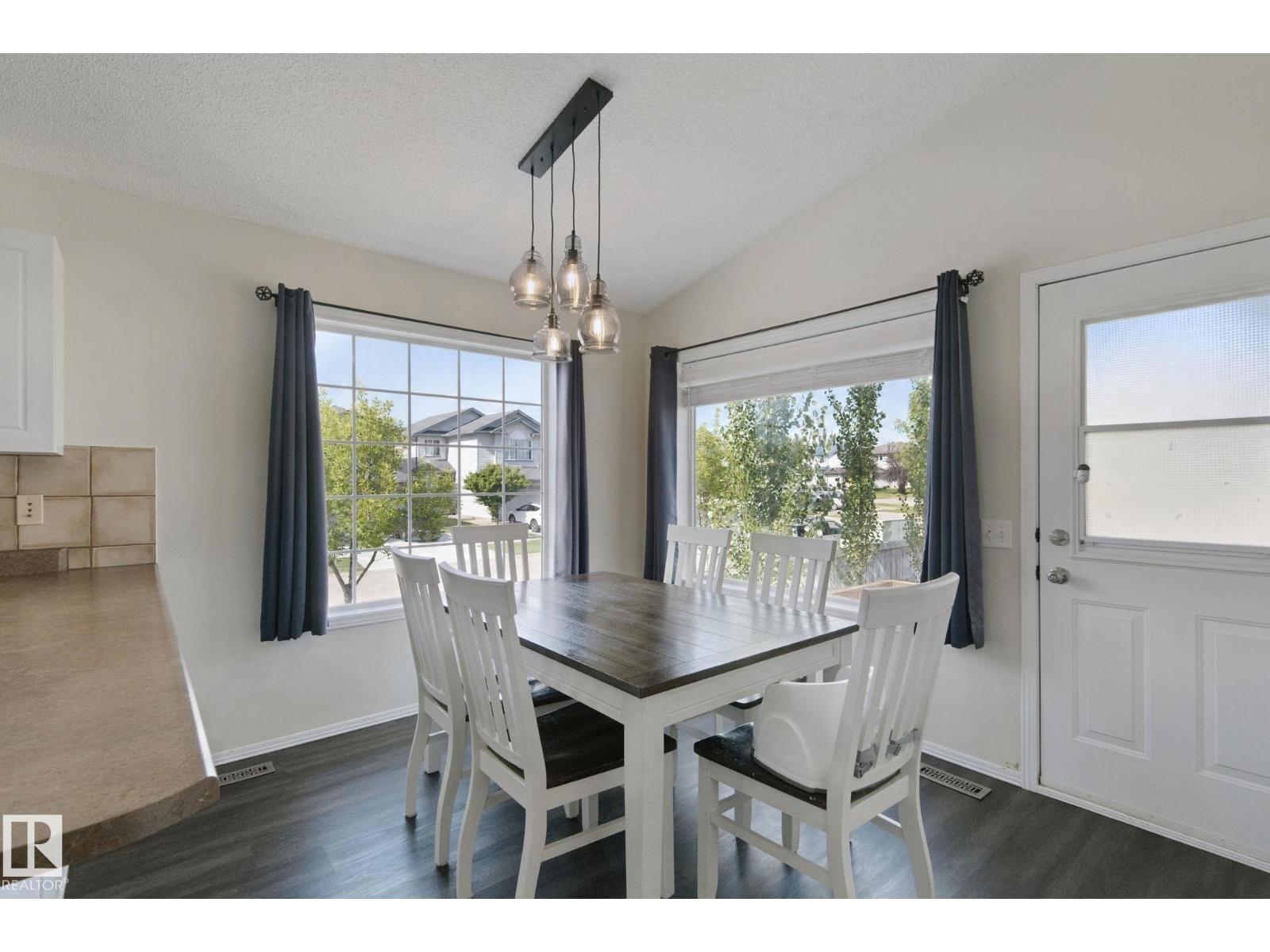 1204 Klarvatten Ct Nw Property Photo 18