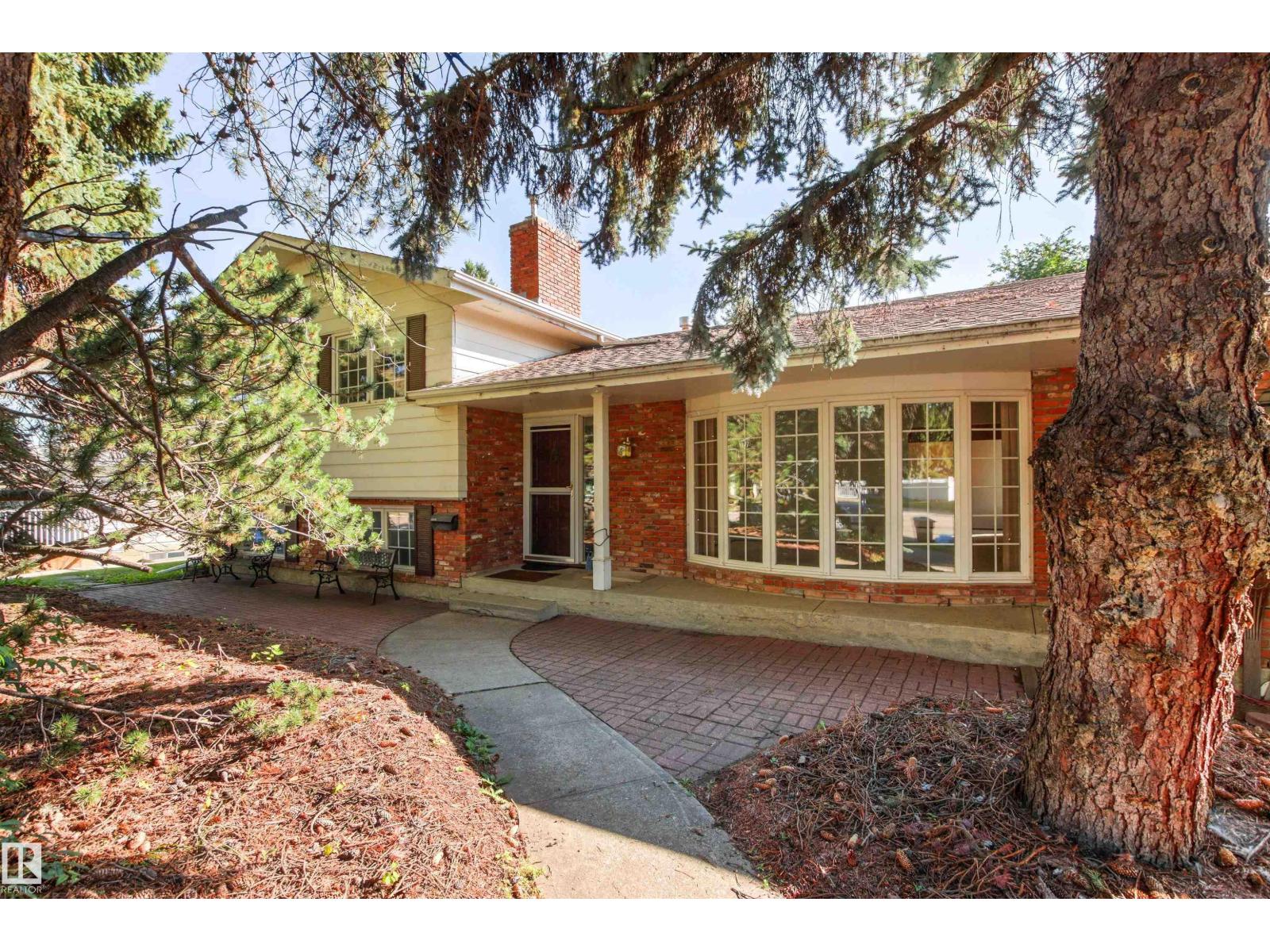3 Oatway St Property Photo 1
