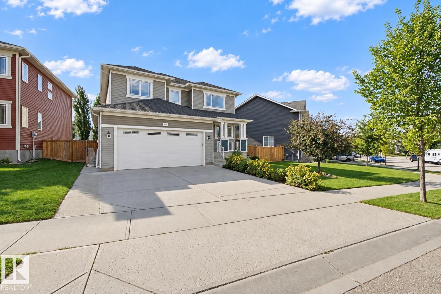 129 Rideau Cr Property Photo 2